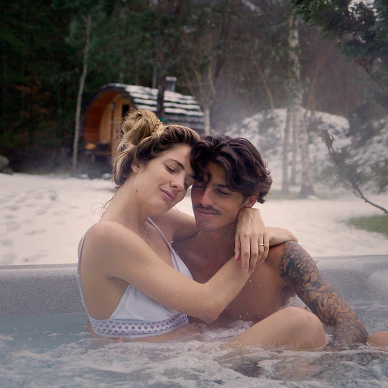 Sensual Couples Porn - Real life couple Rob and Bella tease each other as Bella slowly undresses